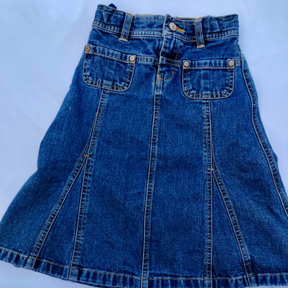 Adorable Gap Jean Skirt, 4t